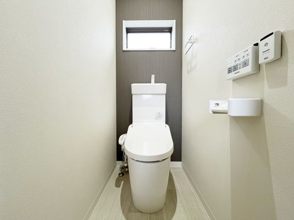 宝塚市山本西１丁目　新築一戸建て