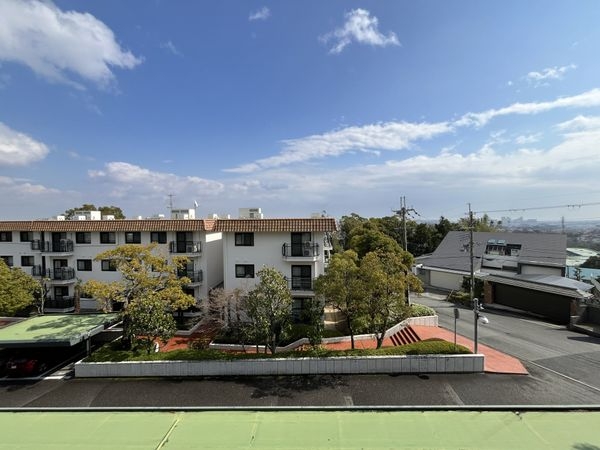 ロイヤルヴィラ苦楽園２号棟　中古マンション