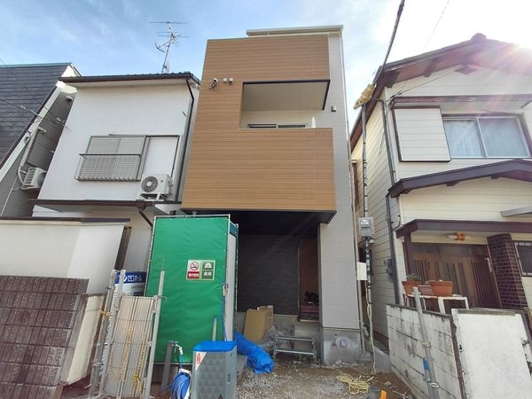 宝塚市末成町　新築一戸建て　全１区画