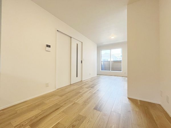 宝塚市末成町　新築一戸建て　全１区画