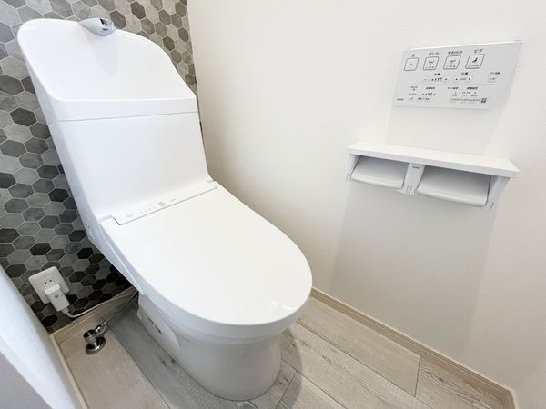 西宮市小松南町２丁目の中古一戸建て