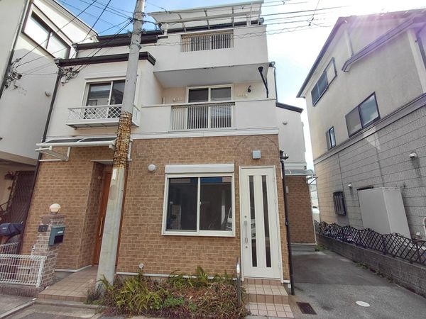西宮市里中町２丁目の中古一戸建て