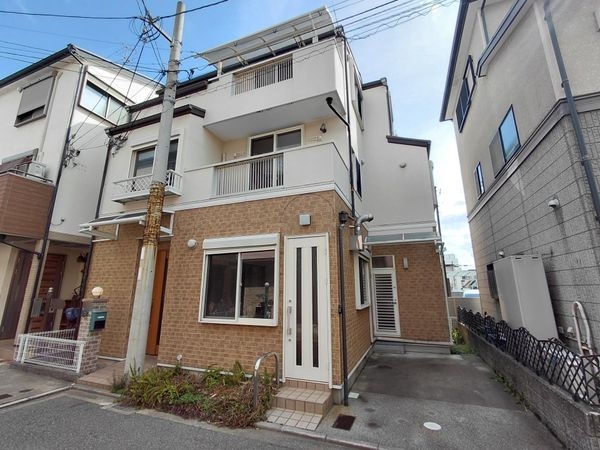 西宮市里中町２丁目の中古一戸建て