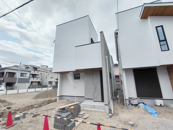 西宮市浜甲子園１丁目　新築一戸建て　第７　B号棟