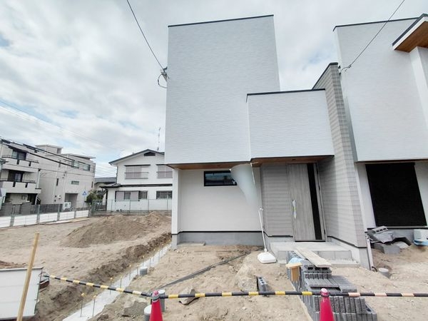 西宮市浜甲子園１丁目　新築一戸建て　第７　B号棟