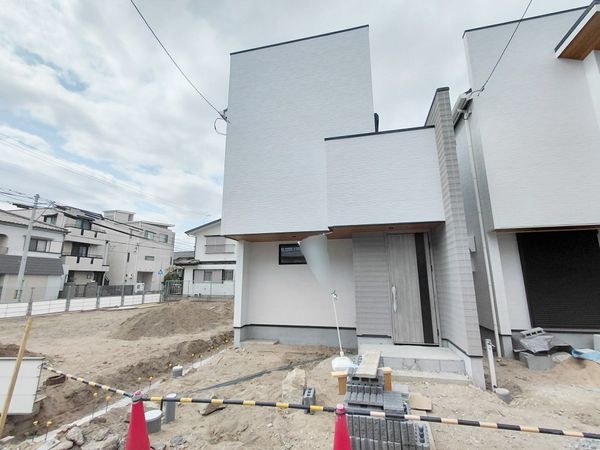 西宮市浜甲子園１丁目　新築一戸建て　第７　B号棟