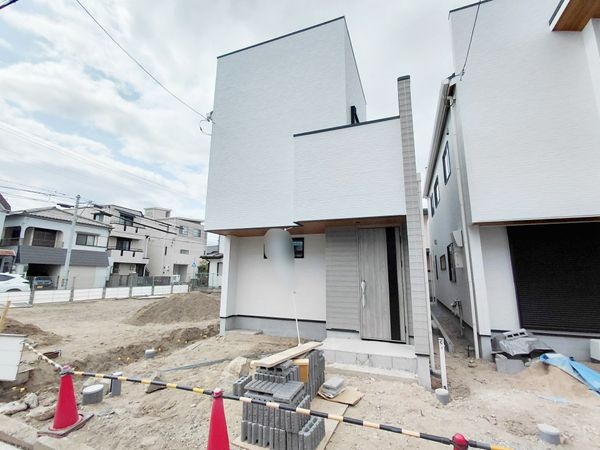 西宮市浜甲子園１丁目　新築一戸建て　第７　B号棟