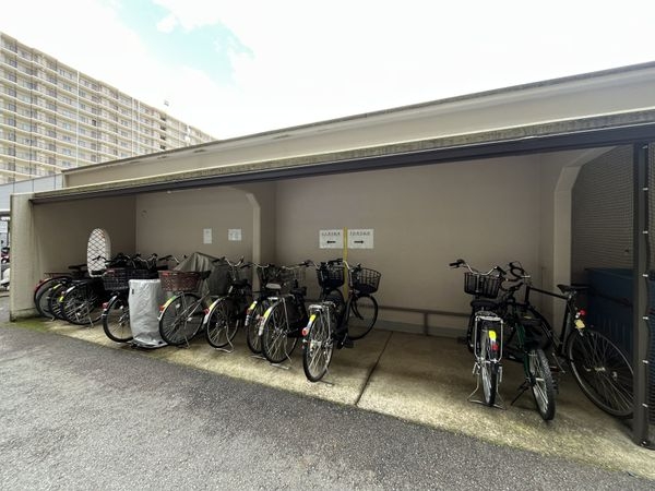 ジャルダン宝塚中山台弐番館Ｂ棟　中古マンション