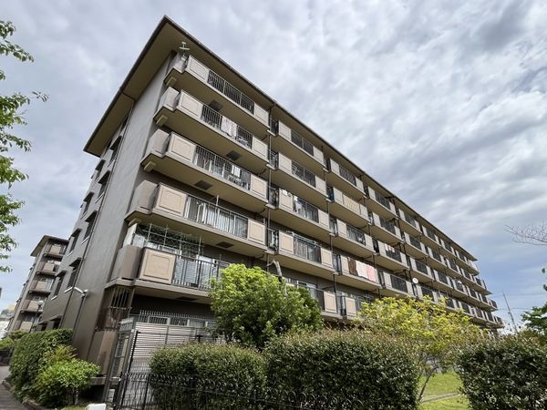ファミリープラザ宝塚Ｄ棟　中古マンション