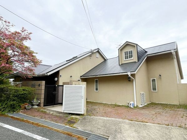 宝塚市売布山手町の中古一戸建て