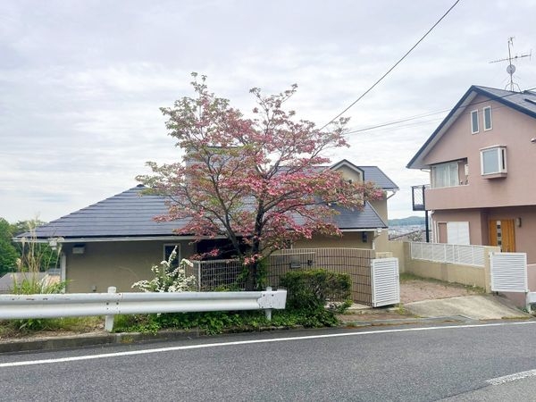 宝塚市売布山手町の中古一戸建て