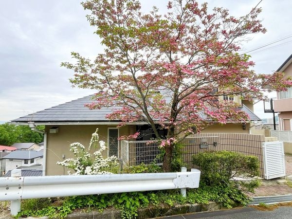 宝塚市売布山手町の中古一戸建て