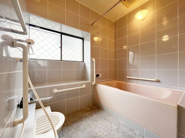 宝塚市寿楽荘　中古一戸建て