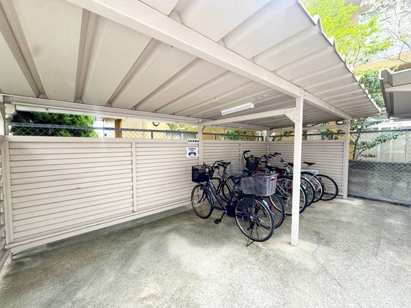 ハイム逆瀬川２１　中古マンション