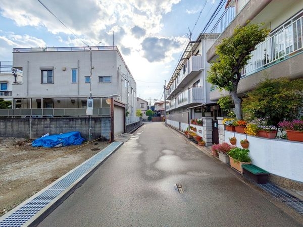 尼崎市東園田町３丁目　新築一戸建て　第２９　２号棟