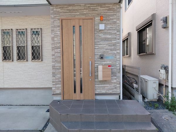 西宮市上ケ原七番町　中古一戸建て
