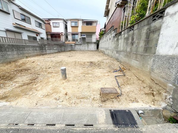 宝塚市米谷１丁目　新築一戸建て　全１区画