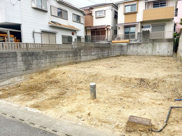 宝塚市米谷１丁目　新築一戸建て　全１区画