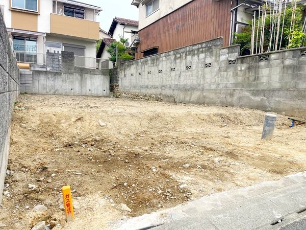 宝塚市米谷１丁目　新築一戸建て　全１区画