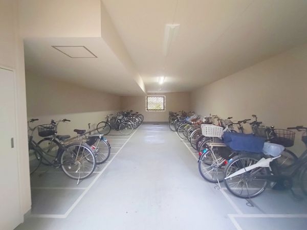 西宮マリナパークシティ・桜のまち５番館　中古マンション