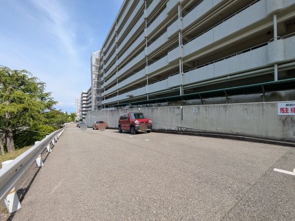 阪急逆瀬台アヴェルデ１番館　中古マンション