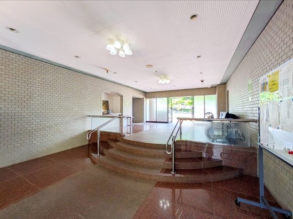 阪急逆瀬台アヴェルデ１番館　中古マンション