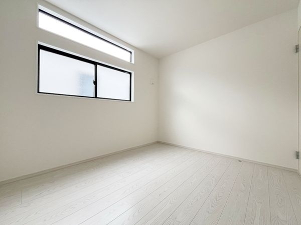 宝塚市末成町　新築一戸建て