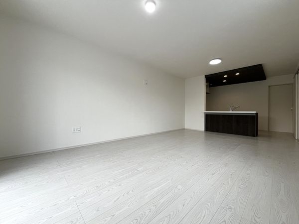 宝塚市末成町　新築一戸建て