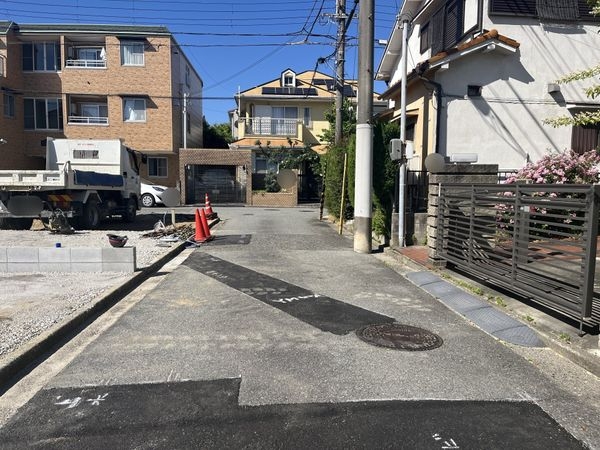 西宮市五月ケ丘　新築一戸建て　２期　２号棟