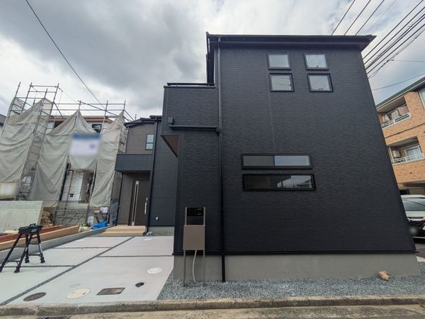 西宮市五月ケ丘　新築一戸建て　２期　２号棟