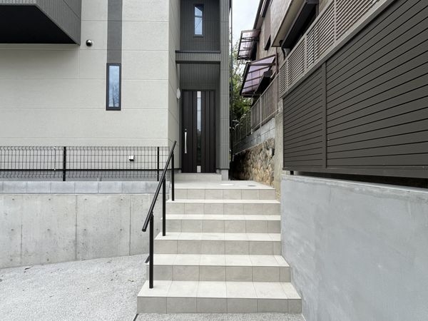 西宮市五月ケ丘　新築一戸建て
