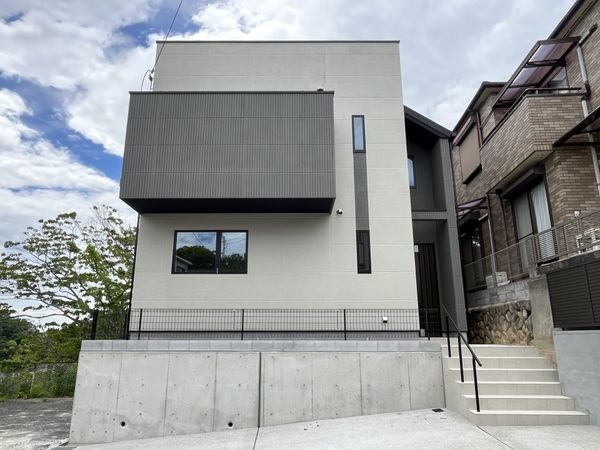 西宮市五月ケ丘　新築一戸建て