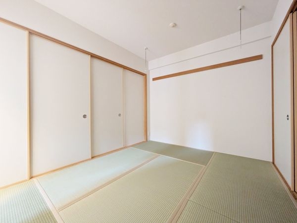 イトーピア宝塚リバーサイドヒルズ　中古マンション