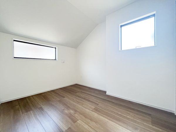 宝塚市鹿塩２丁目　１期　新築一戸建て　１号棟
