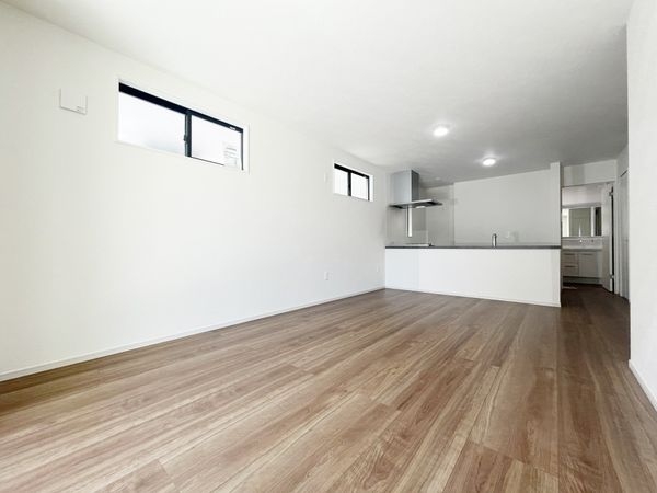 宝塚市鹿塩２丁目　１期　新築一戸建て　１号棟