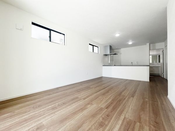 宝塚市鹿塩２丁目　１期　新築一戸建て　１号棟