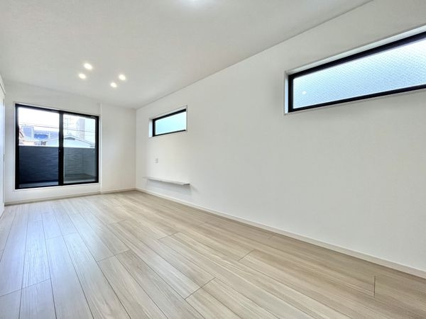 尼崎市稲葉荘１丁目　新築一戸建て　全１区画
