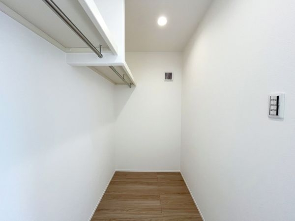宝塚市安倉南４丁目　新築一戸建て　３号棟