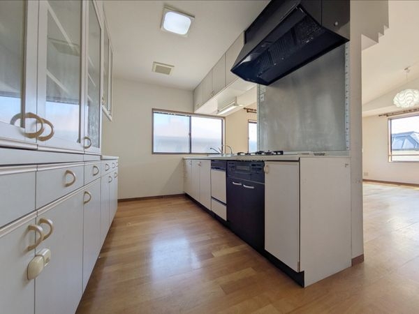 西宮市上甲東園５丁目　中古一戸建て