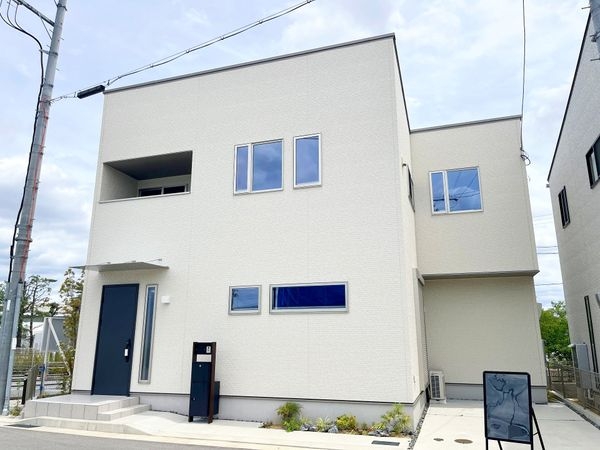 西宮市田近野町の中古一戸建て