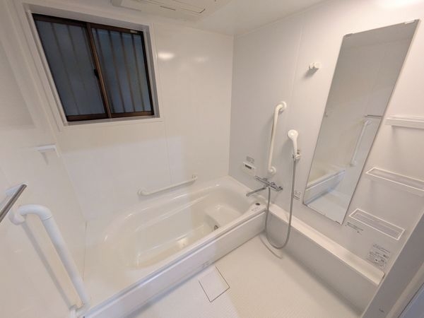 芦屋市東山町　中古一戸建て