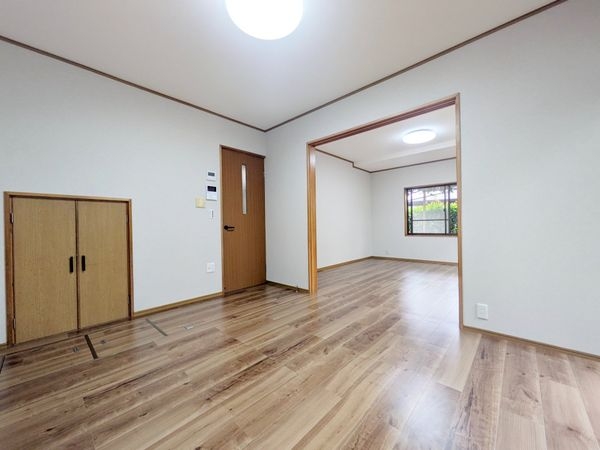 芦屋市東山町　中古一戸建て