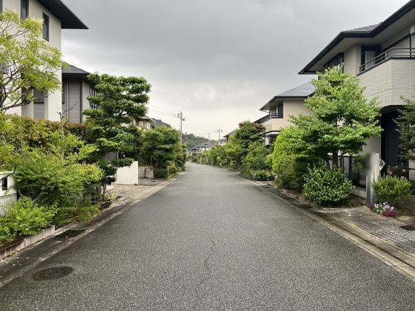 宝塚市山手台西２丁目の中古一戸建て