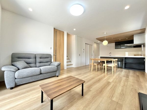 宝塚市高司５丁目　新築一戸建て　全１区画