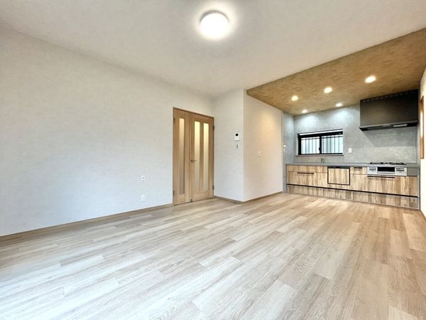 尼崎市食満６丁目の中古一戸建て