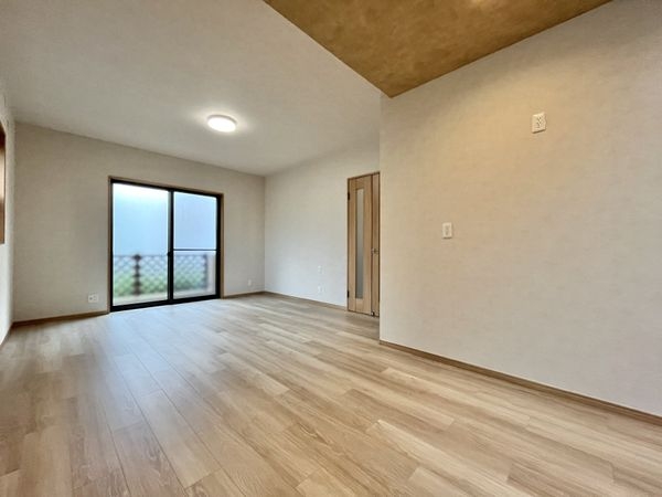 尼崎市食満６丁目の中古一戸建て
