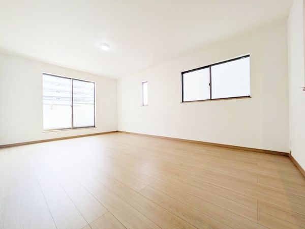 西宮市笠屋町　新築一戸建て　A号棟