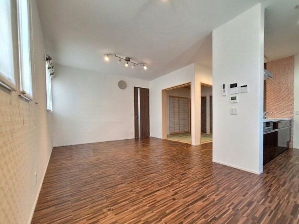 西宮市上ケ原十番町の中古一戸建て