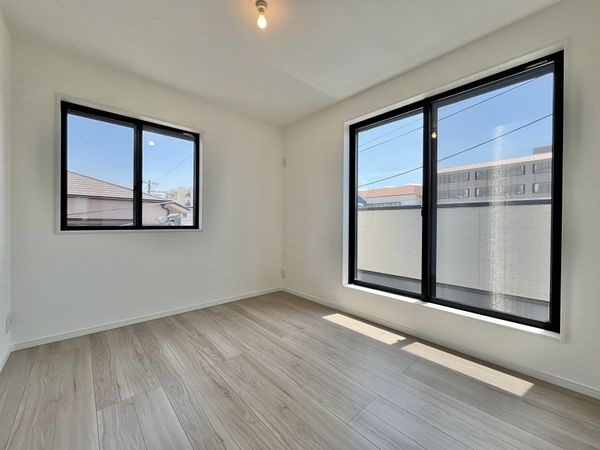 西宮市瓦林町　新築一戸建て　全１区画