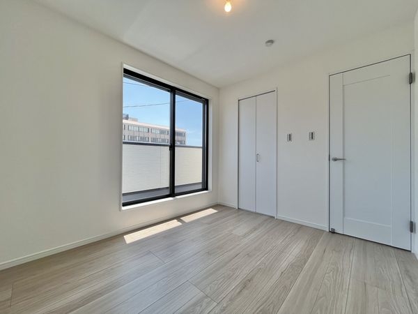 西宮市瓦林町　新築一戸建て　全１区画